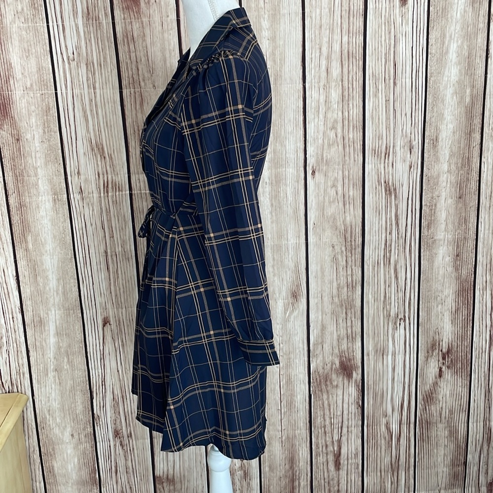 Monroll Blue & Tan Plaid Dress with Tie Large - Picture 5 of 9